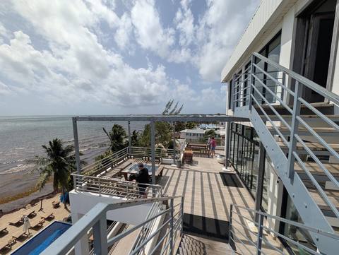 Muna Rooftop Restaurant & Bar — our photo